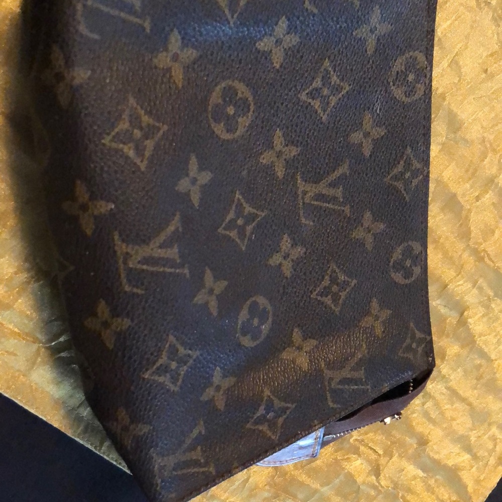 Louis Vuitton make-up bag